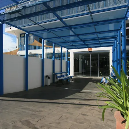 Costa Volcan &