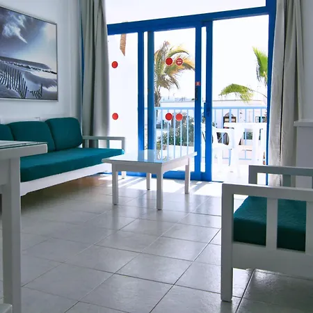 Costa Volcan & Apartment 2*