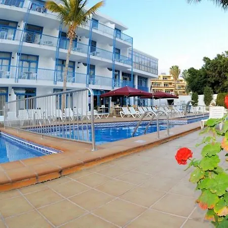 Costa Volcan & Apartment 2*