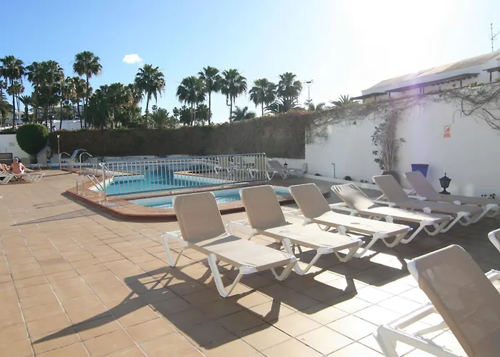 Aparthotel Costa Volcan & Puerto del Carmen (Lanzarote)