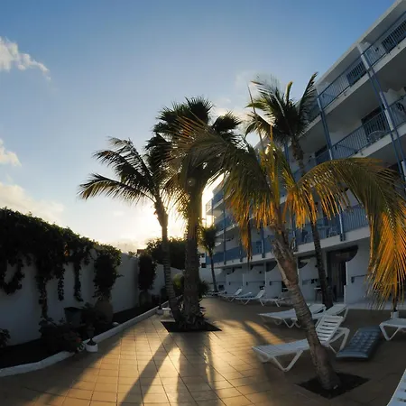 Costa Volcan & Апарт-отель 2*